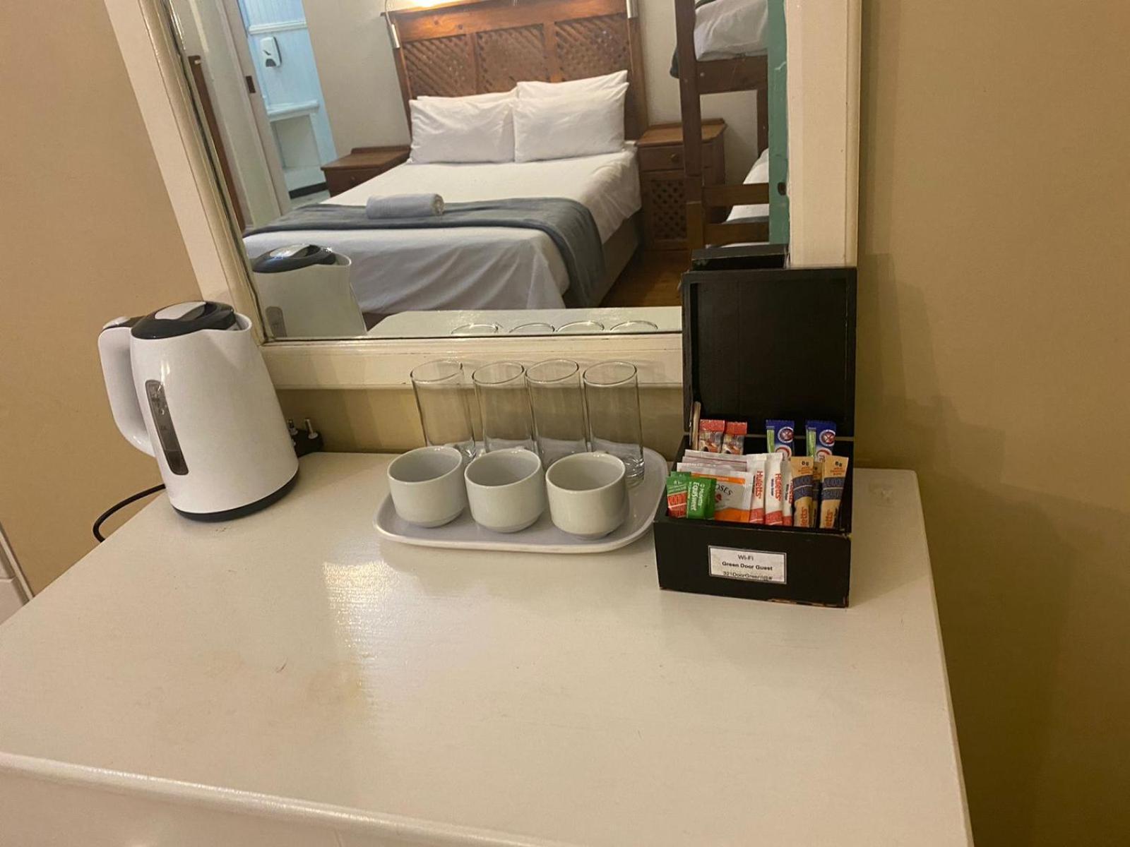 Green Door Guesthouse 莫塞尔湾 客房 照片