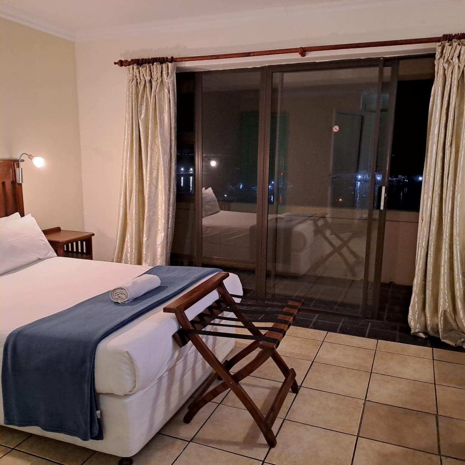 Green Door Guesthouse 莫塞尔湾 客房 照片