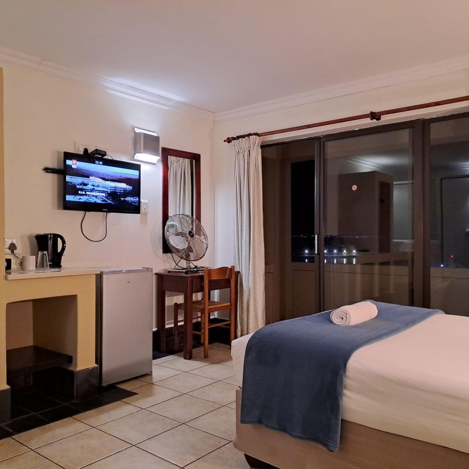 Green Door Guesthouse 莫塞尔湾 客房 照片